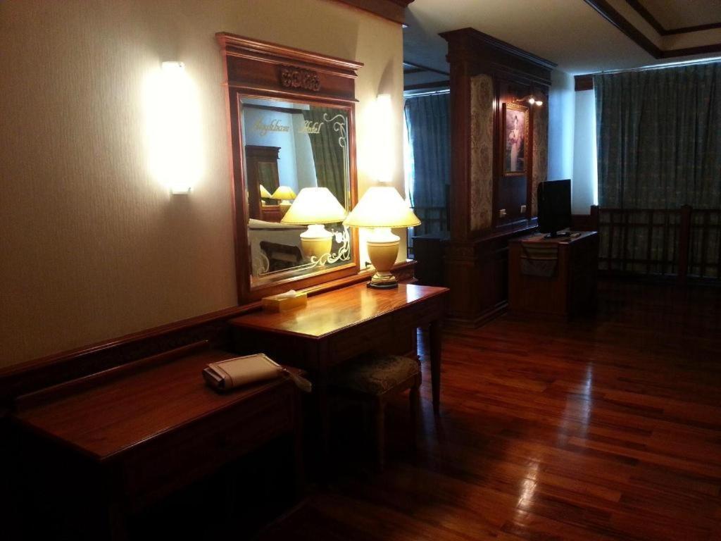 Angkham Hotel В'єнтьян Екстер'єр фото