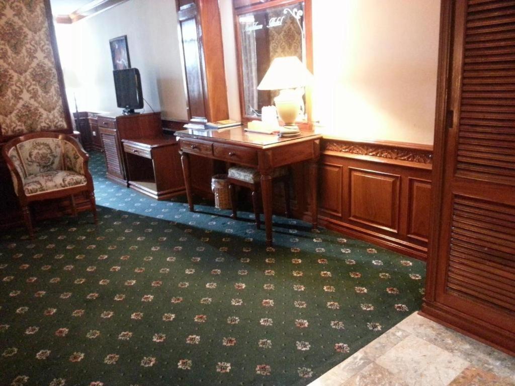 Angkham Hotel В'єнтьян Екстер'єр фото