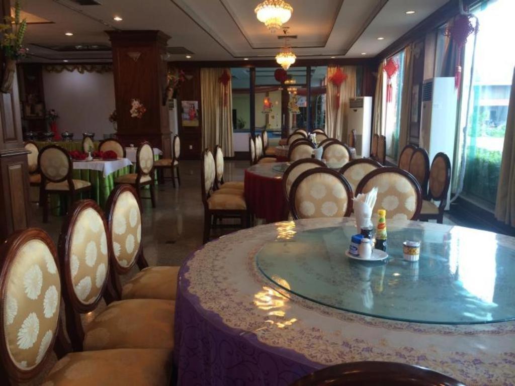 Angkham Hotel В'єнтьян Екстер'єр фото